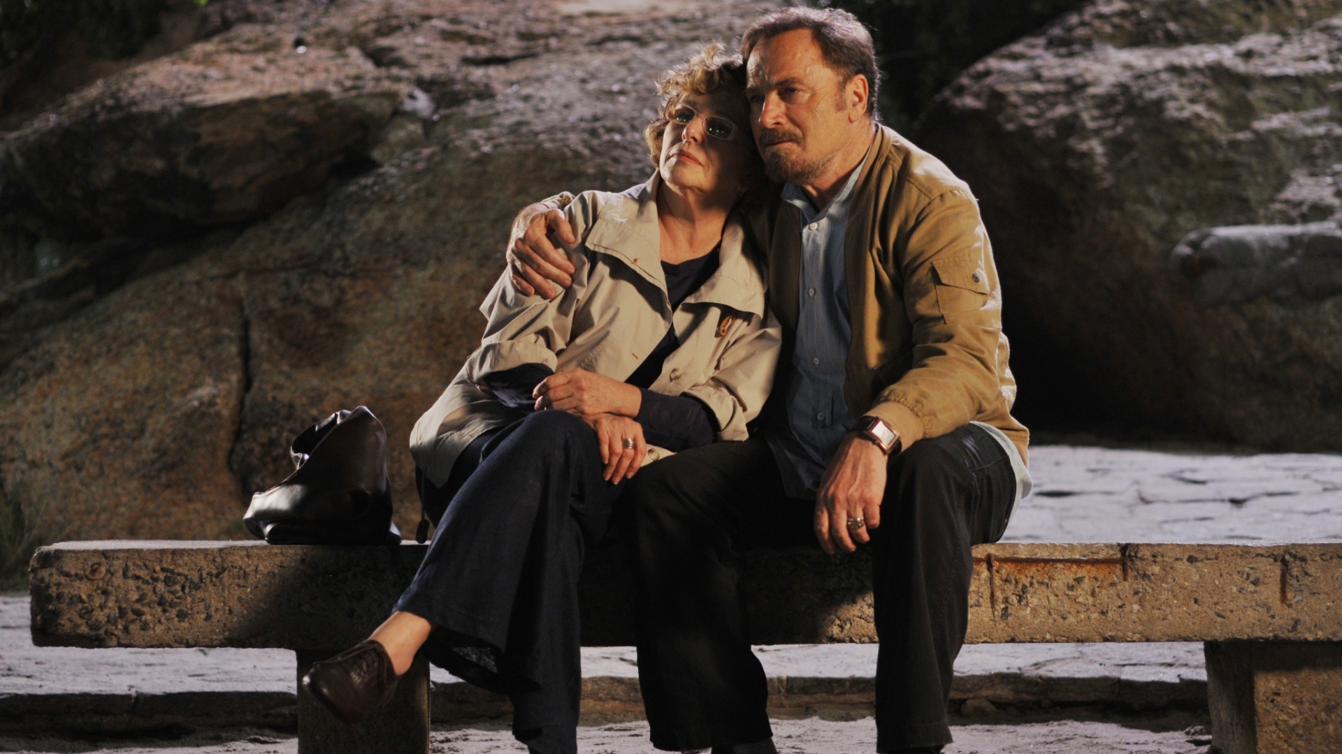 Cena do filme "A Memória Que Me Contam", de Lucia Murat. O elenco conta com Irene Ravache, Simone Spoladore, Otávio Augusto, Franco Nero e José Carlos Machado - Divulgação / Imovision