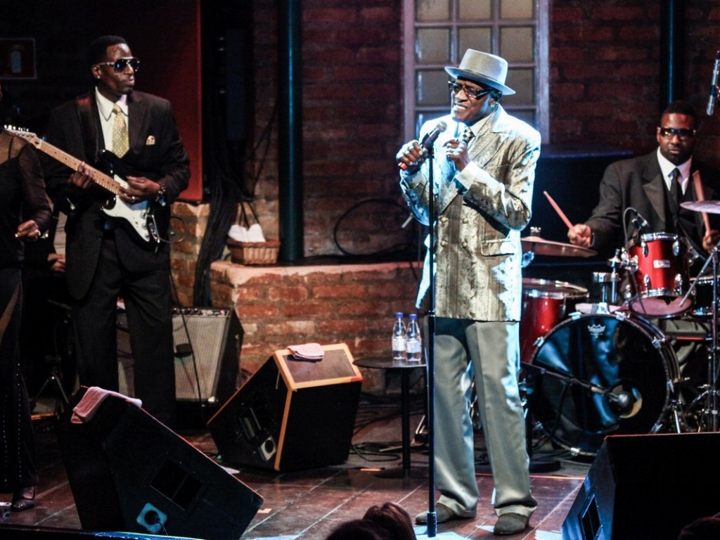 11.jun.2013 - O vencedor do Grammy Billy Paul faz apresentação única em comemoração ao dia dos namorados no Bourbon Street, em São Paulo - Foto Rio News