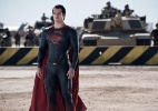 Superman "coxinha" de Zack Snyder faz espectador torcer para que vilão lhe dê uma surra - Divulgação