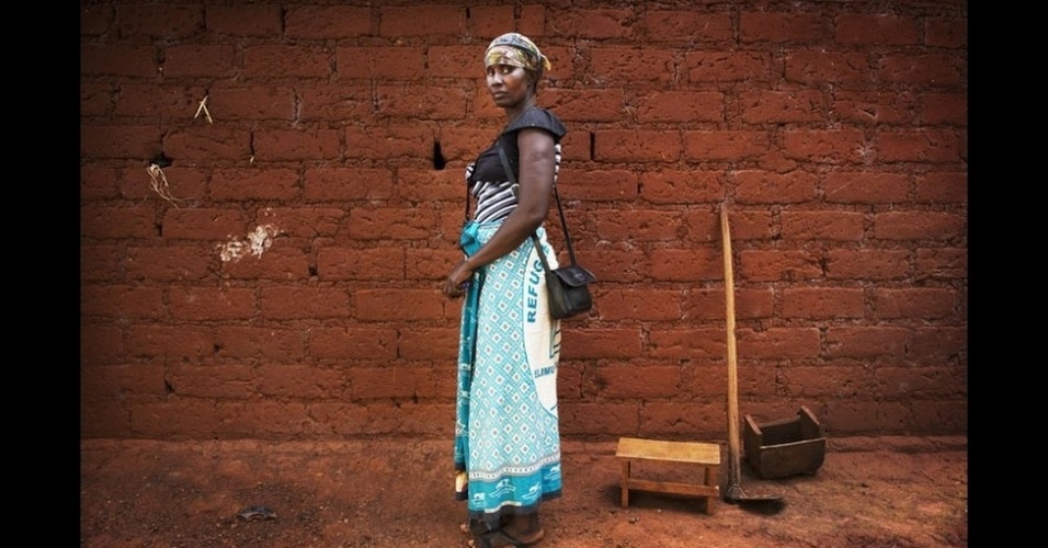 16.jun.2013 -  Uma mostra ao ar livre em Londres, que estreia em 20 de junho, retrata sete comunidades atingidas por algumas das piores crises humanitárias do mundo. Os registros foram feitos por fotógrafos a serviço do Comitê Internacional de Resgate (IRC, na sigla em inglês) e da empresa Pano Pictures - Chris Bode/Panos