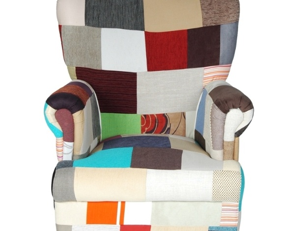 Apoltrona Valenza, revestida por patchwork, custa R$ 1.820 na Peça Única (11 5042-1150 ou 11 5042-0490) | Preços consultados em junho de 2013 e sujeitos a alterações - Divulgação