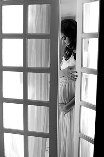 Lidi Lopez (www.lidilopez.com.br) recomenda que a mulher faça o ensaio entre a 26ª e a 30ª semana. Nesse perído, segundo ela, a grávida já está com o barrigão, porém menos inchada - Lidi Lopez/Divulgação