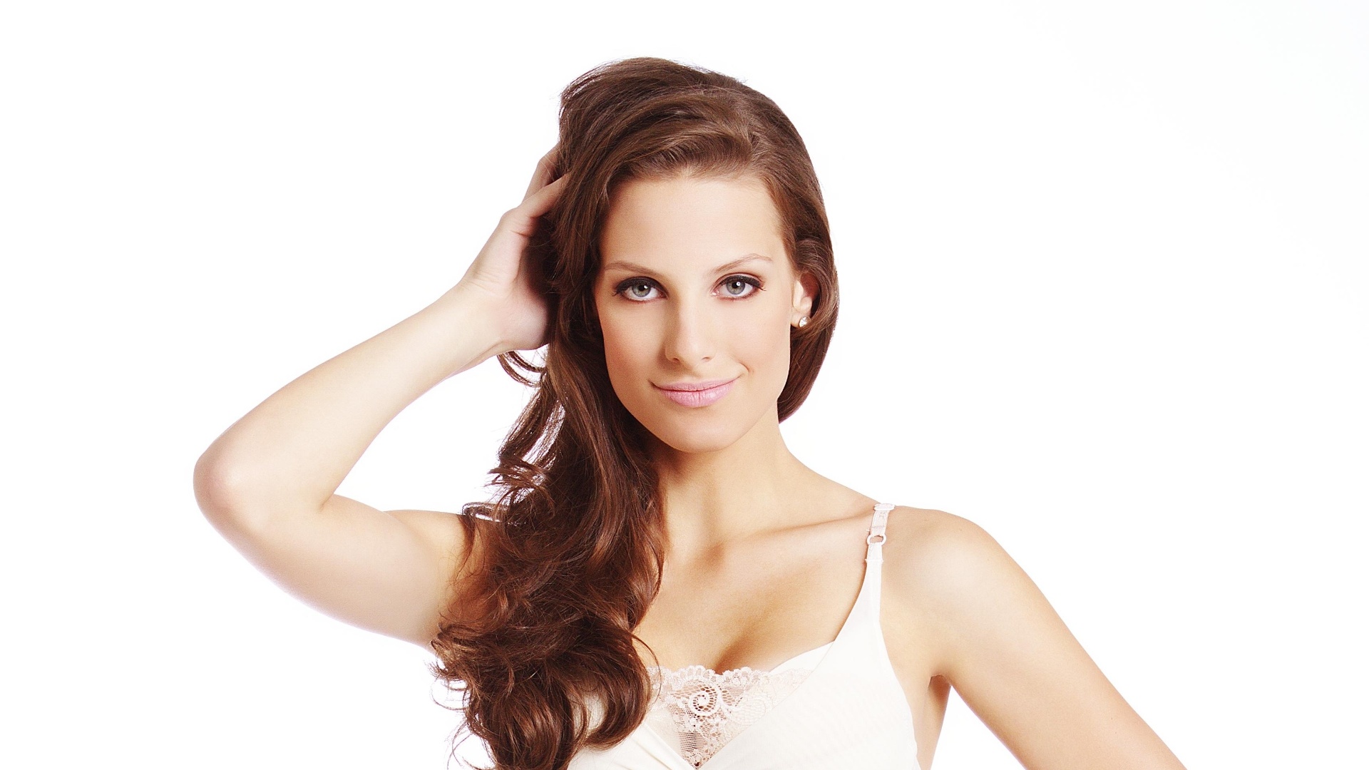 Sutiã pop-up e calcinha de renda; da Miz Couture (www.mizcouture.com.br), por R$ 66 (sutiã) e R$ 24 (calcinha). Disponibilidade e preço pesquisados em junho de 2013 e sujeito a alterações - Divulgação/Miz Couture