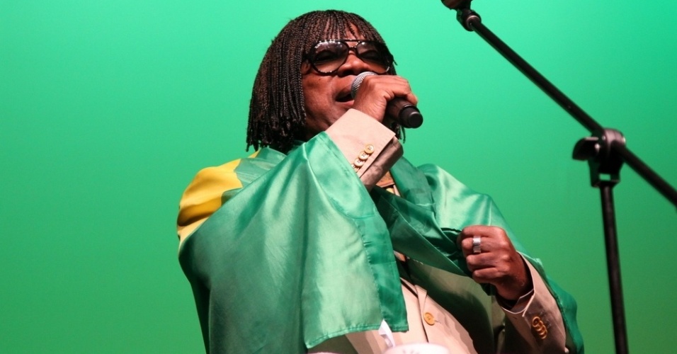 22.jun.2013 - Milton Nascimento apresenta o show da turnê "Uma Travessia" no Vivo Rio, no Rio de Janeiro - Claudio Andrade/Fotorionews