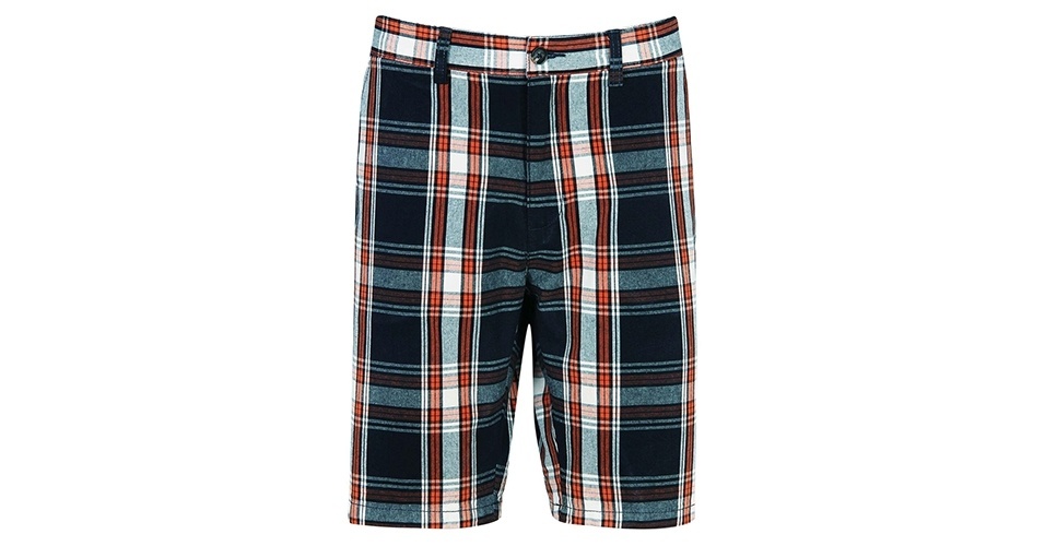 Bermuda xadrez em sarja. R$ 69,90, na Renner (Tel.: 11 2165-2800). Preço pesquisado em junho de 2013 e sujeito a alteração - Divulgação
