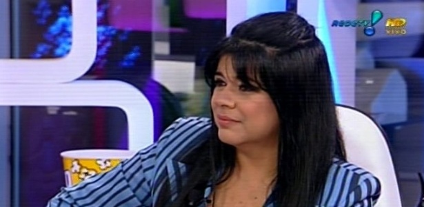 Durante programa de TV, cantora Mara Maravilha apoia "cura gay" e diz ser simpatizante do Feliciano