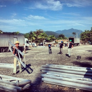 25.jun.2013 - Equipe faz preparativos para 11ª edição da Festa Literária Internacional de Paraty, que acontece entre os dias 3 e 7 de julho. O evento homenageará Graciliano Ramos - Reprodução/Instagram/flip_se