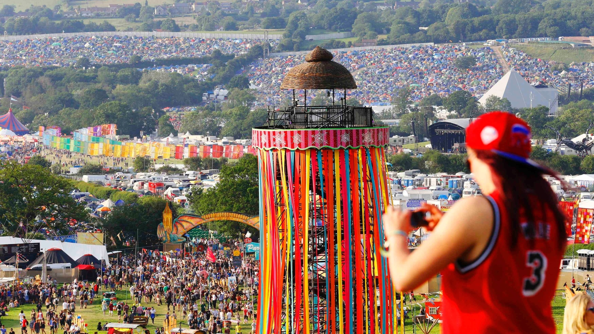 26.junho.2013 - Cerca de 135 mil ingressos foram vendidos para o festival que acontece entre os dias 26 e 30 de junho - REUTERS/Olivia Harris