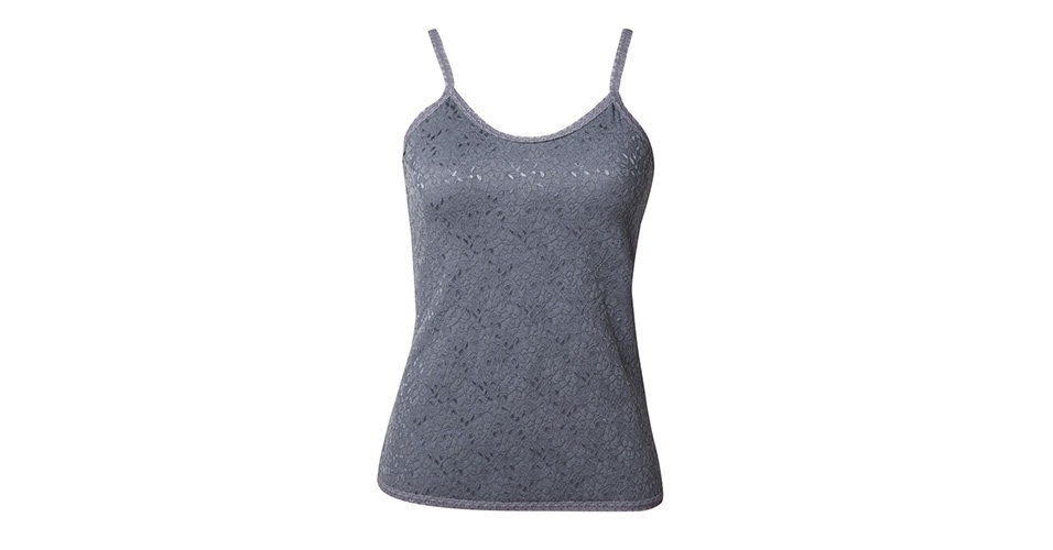 Blusa em modal com cobertura de laise em renda; R$ 89,60, da Darling - Divulgação