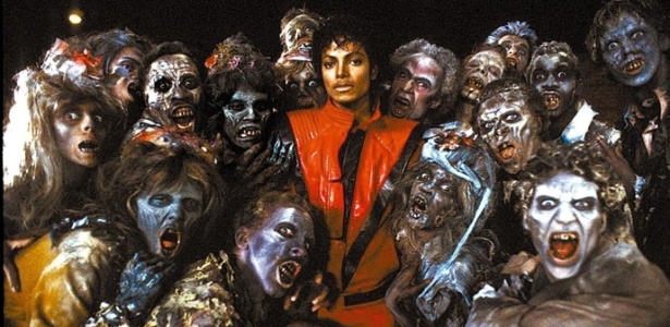 Michael Jackson em meio aos "zumbis" do clipe da música "Thriller" - Divulgação / Digicol