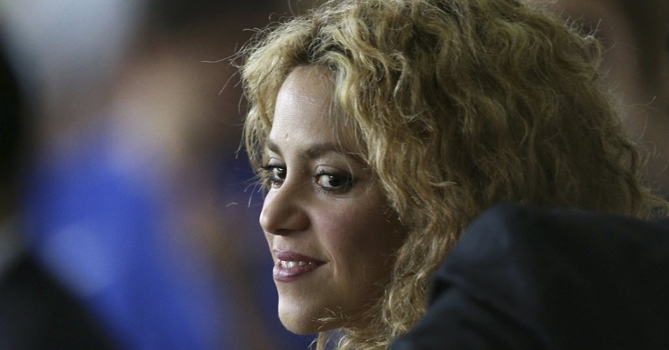 30.jun.2013 -  Shakira assiste ao jogo entre Brasil e Espanha na final da Copa das Confederações no Maracanã
