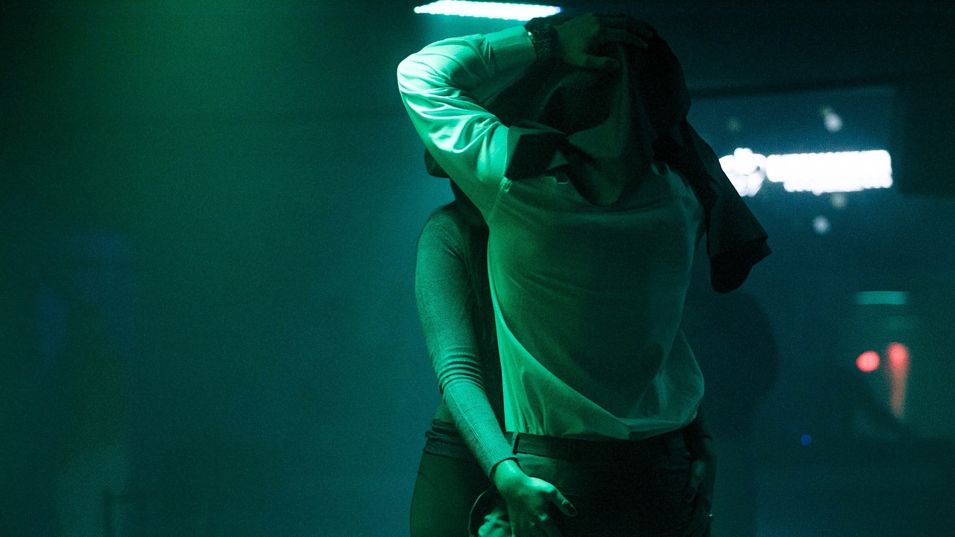 27.jun.2013 - Apresentação do modelo e dançarino Bruno Camargo, de 25 anos, no Clube das Mulheres. O paulistano faz um show no qual interpreta o personagem Christian Grey, retratado no best-seller "Cinquenta Tons de Cinza", de E.L. James. - Leonardo Soares/UOL