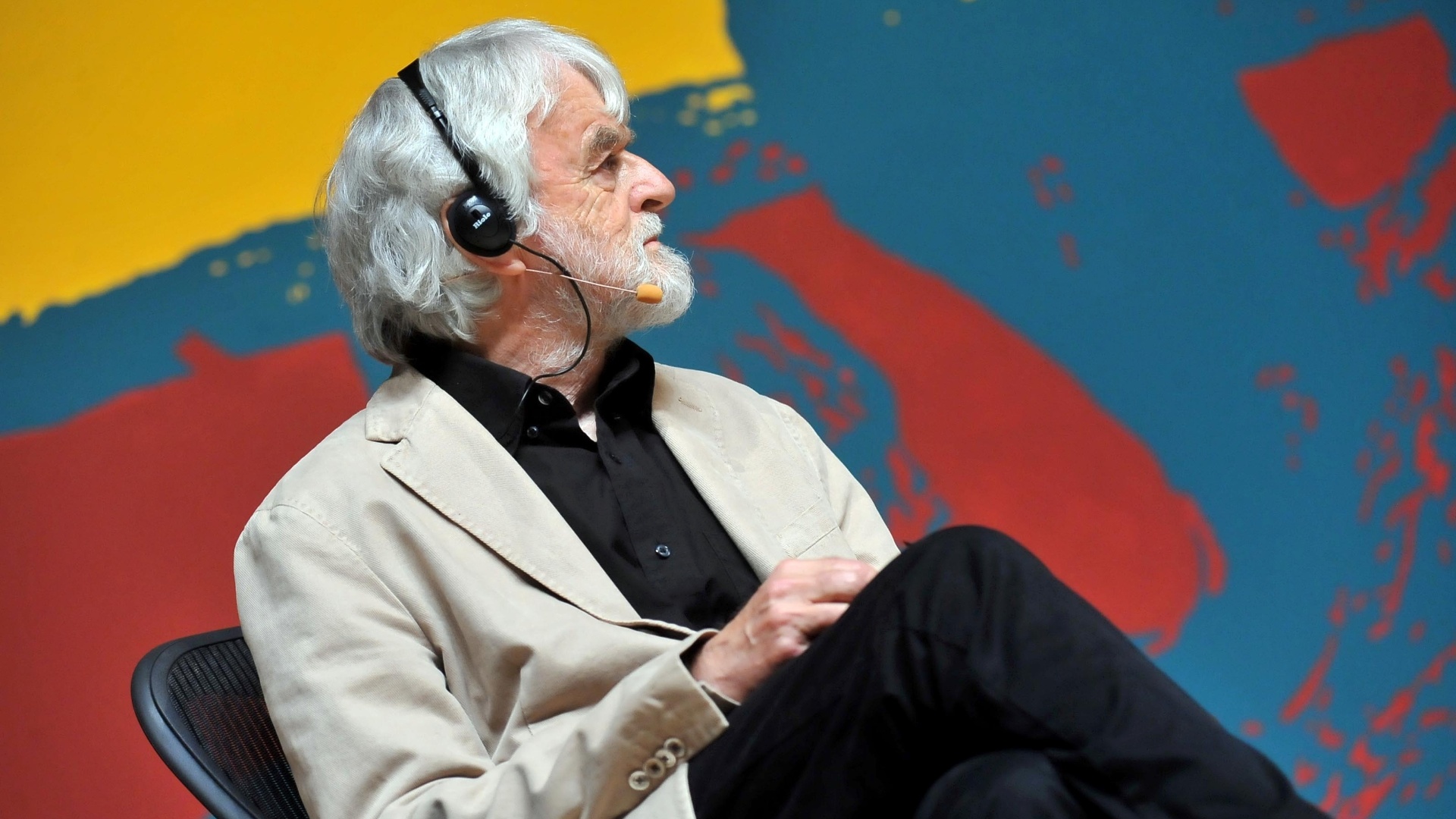 04.jul.2013 - O historiador e crítico de arte marxista T. J. Clark participa do debate "Olhando de novo para Guernica, de Picasso", durante a 11ª Festa Literária Internacional de Paraty (FLIP), em Paraty - Luiz Roberto Lima/Estadão Conteúdo