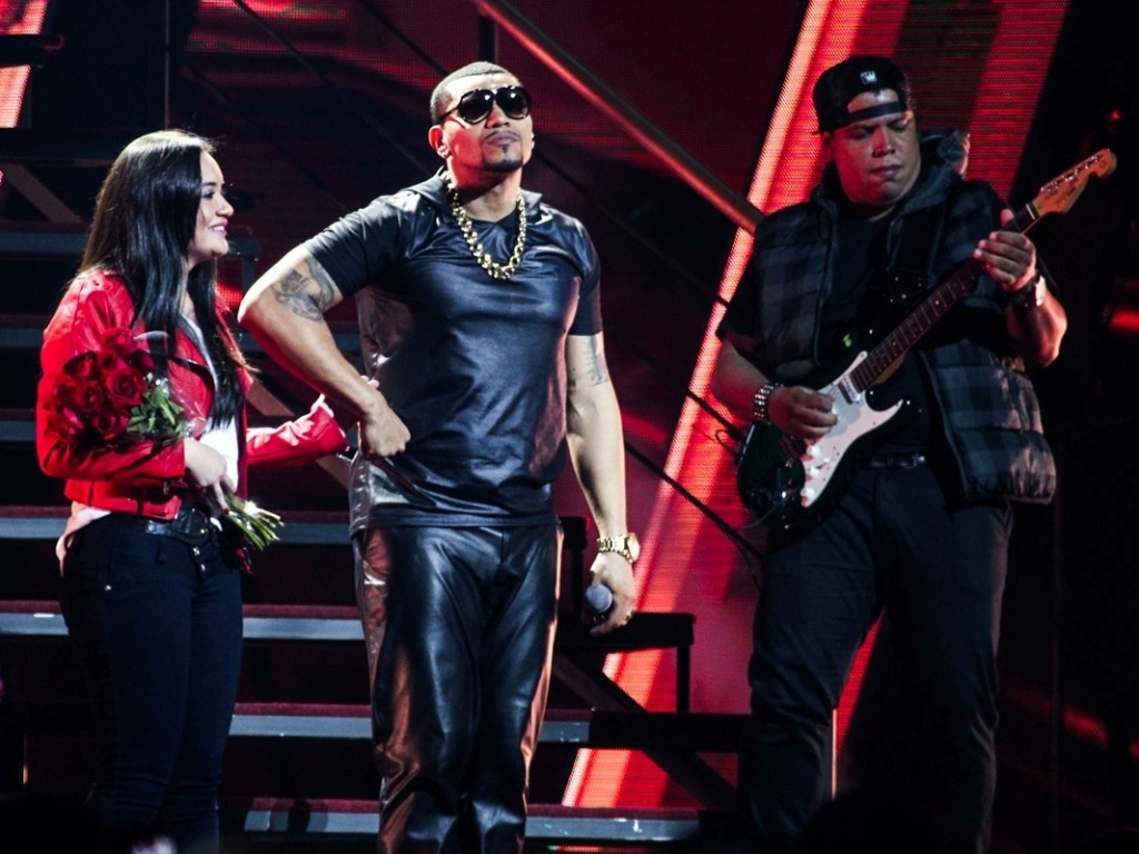 3.jul.2013 - O novo trabalho do cantor, que é conhecido pelo hit "Amor de Chocolate", utilizará tecnologia 3D na gravação "Multishow Ao Vivo - Naldo Benny" - Manuela Scarpa / Foto Rio News