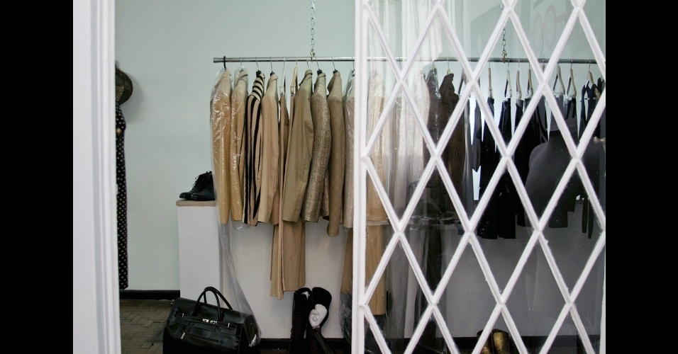 Ateliê e showroom do estilista João Pimenta, que fechou em 2012 sua loja em São Paulo - Haroldo Saboia/UOL