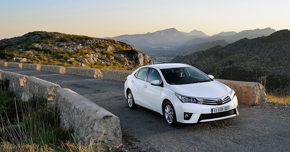Toyota Corolla 2014 europeu - Divulgação
