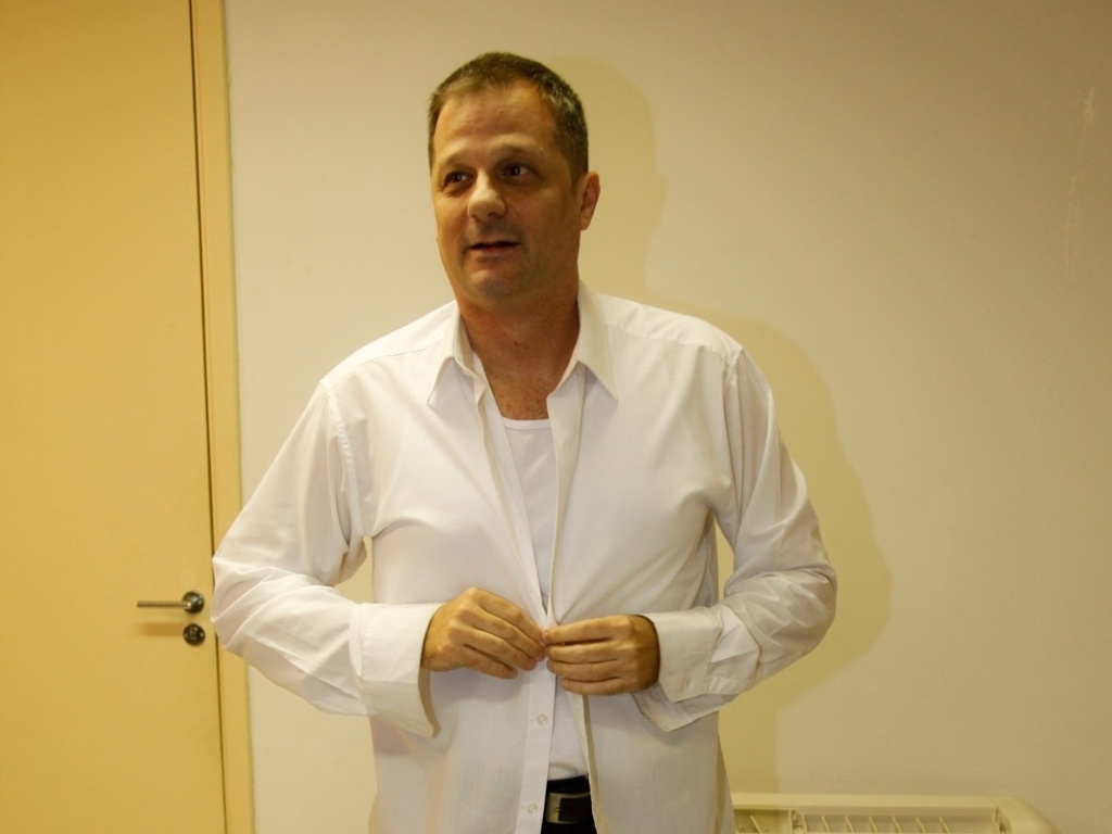 8.jul.2013 - Henrique Stroeter no camarim da peça "39 Degraus", que reestreou em São Paulo - Marcos Ribas/RioNews