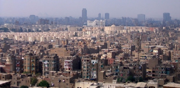 Vista do Cairo, capital do Egito. A sujeira da cidade desagrada muitos turistas - Karina Gouvea/UOL