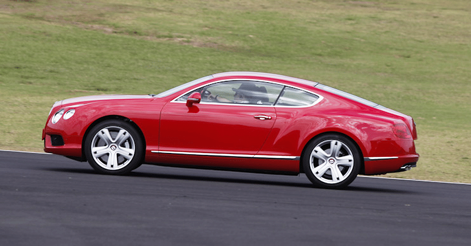 Bentley Continental GT V8 - Divulgação