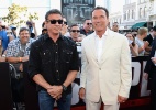 Stallone e Schwarzenegger chegam para a pré-estreia de "Escape Plan" na Comic-Con - Ethan Miller/AFP