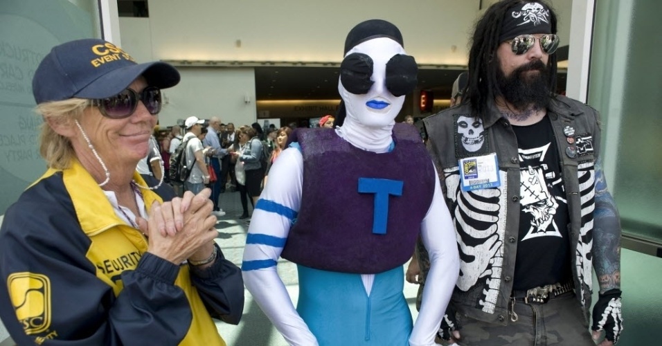 18.jul.2013 - Vestidos como alienígenas, fãs se divertem na Comic-Con - David Maung/EFE
