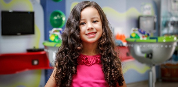 PENTEADO INFANTIL PARA CABELOS CACHEADOS - PENTEADO LATERAL 