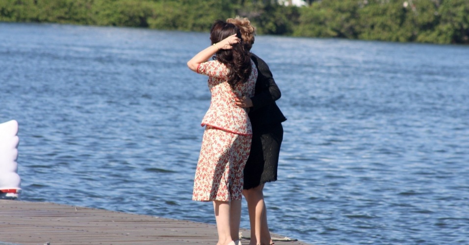 19.jul.2013 - As atrizes Betty Lago e Sônia Lima gravam "Pecado Mortal" na Lagoa Rodrigo de Freitas, na zona sul do Rio