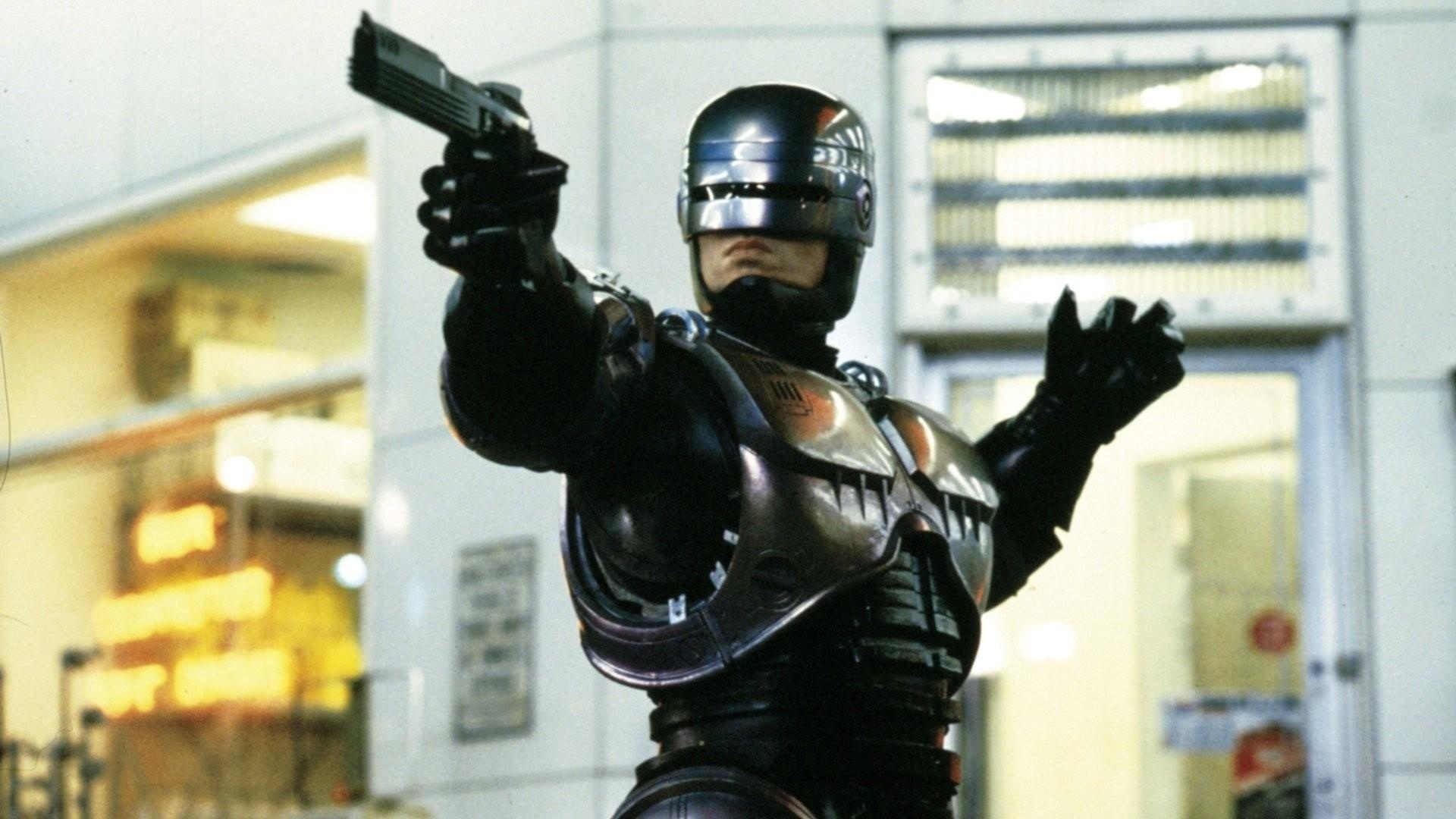 Peter Weller em "Robocop", que Paul Verhoeven dirigiu em 1987 - Divulgação