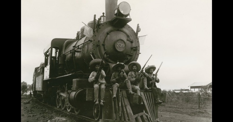 Uma nova exposição na Royal Academy, em Londres, traça a explosão de criatividade artística que acompanhou um dos períodos mais turbulentos na história do México, que começou com a revolução de 1910 e culminou nas eleições presidenciais de 1940 - Hugo Brehme