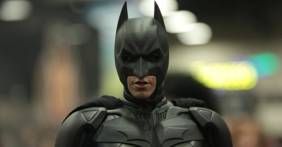 Agora repita, imitando a voz de Christian Bale: "Eu sou Batman" - Omelete