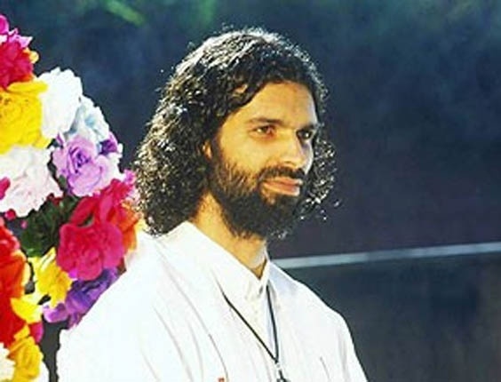 Jackson Costa interpretou padre Lívio em "Renascer"