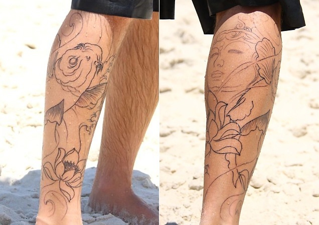 Flores, um rosto de mulher e uma carpa podem ser vistas na perna direita do cantor Felipe Dylon, que recentemente escreveu "Paz e Amor" no braço