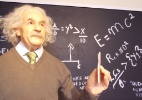 O que significa a famosa equação E=mc²? Faça o teste e descubra! - Renata Gama/UOL