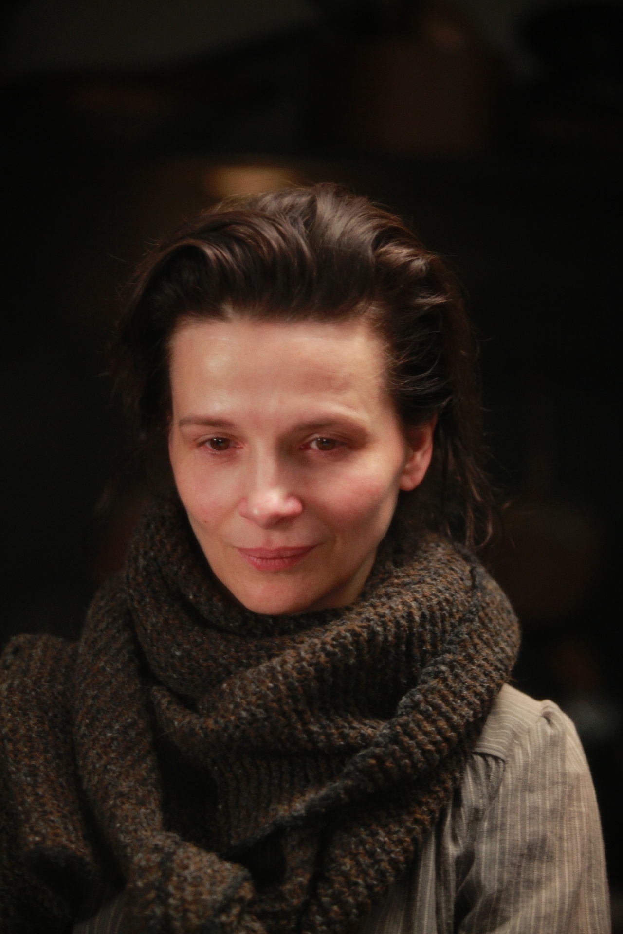 Cena do filme "Camille Claudel, 1915", de Bruno Dumont. O longa conta a história de uma mulher, interpretada por Juliette Binoche, que é internada num hospício no sul da França por sua família. Em pleno inverno, ela aguarda a chegada de seu irmão, Paul (Jean-Luc Vincent) - Divulgação/California Filmes