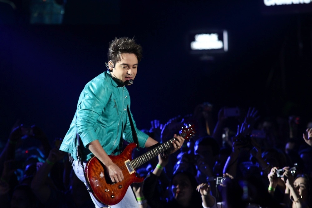 7.ago.2013 - A gravação teve participações especiais de Marcos & Belutti, Monobloco, Lucas Lucco e Chitãozinho & Xororó, definidos por Sorocaba como "nossos padrinhos" - Claudio Augusto/Foto Rio News