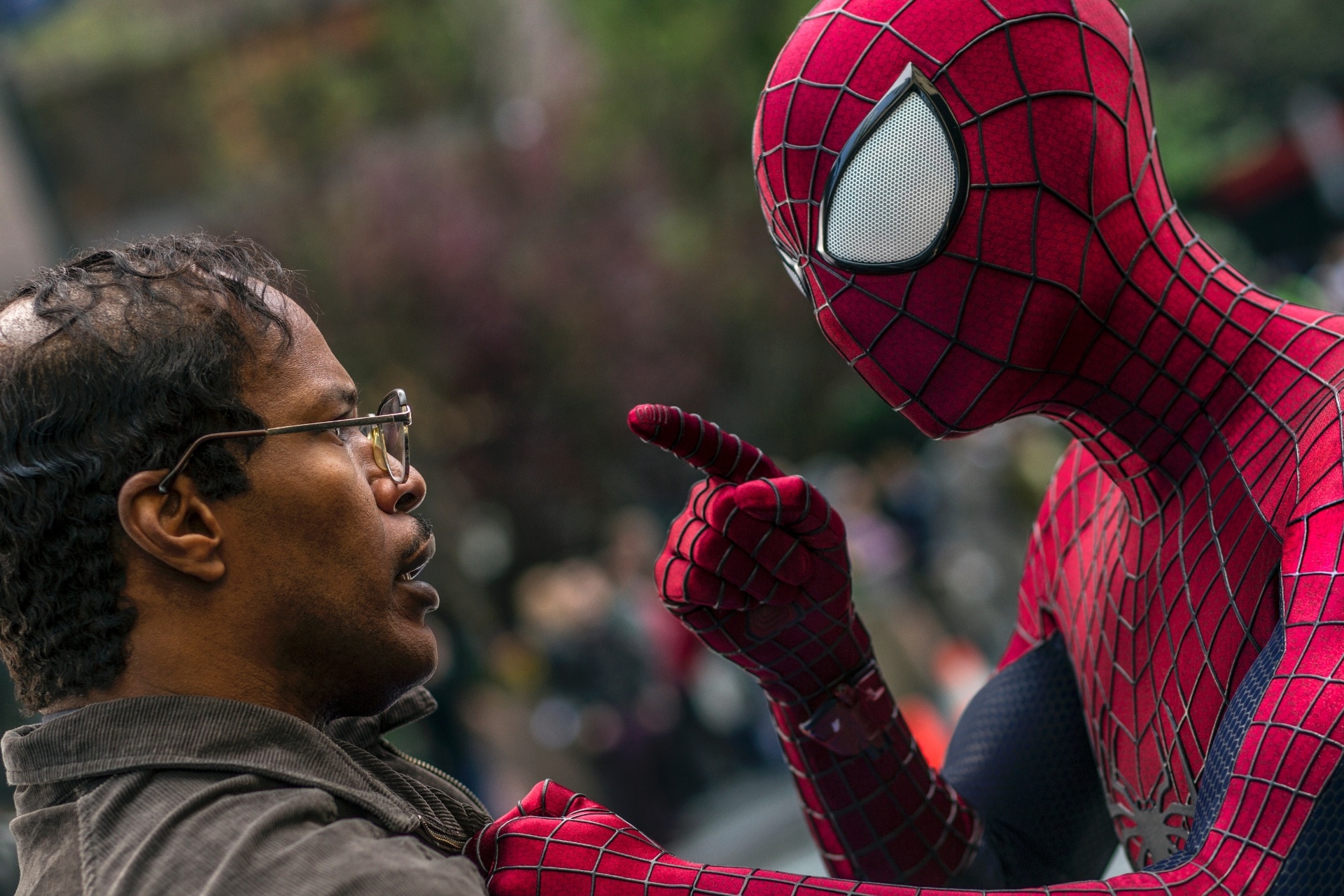 Andrew Garfield e Jamie Foxx em cena de "O Espetacular Homem-Aranha 2", de Marc Webb - Niko Tavernise/Sony Pictures