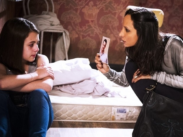 Em "Amor à Vida", Alejandra ameaça matar Bruno para assustar Paulinha