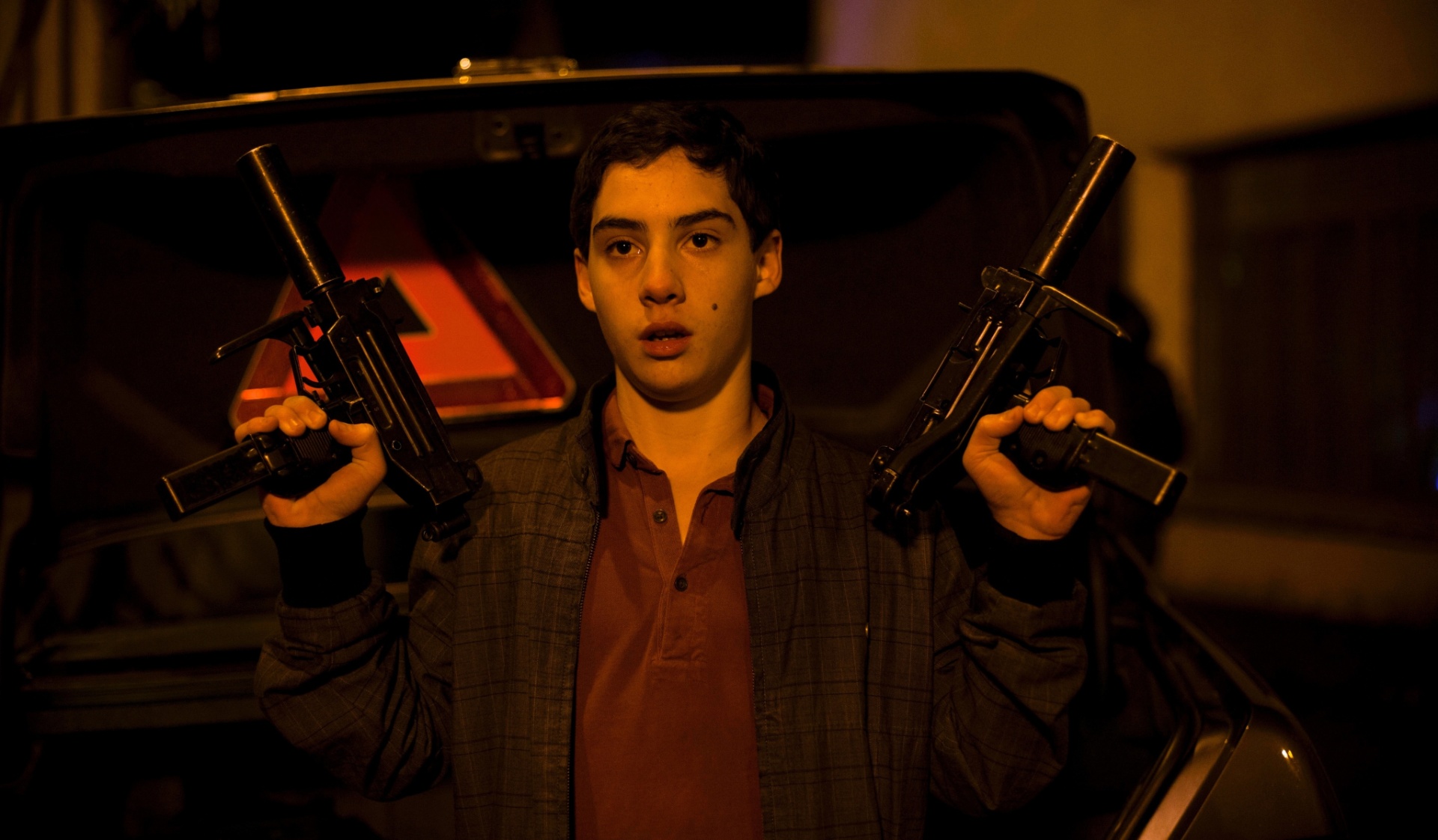 John D'Leo em cena de "A Família", de Luc Besson - Divulgação