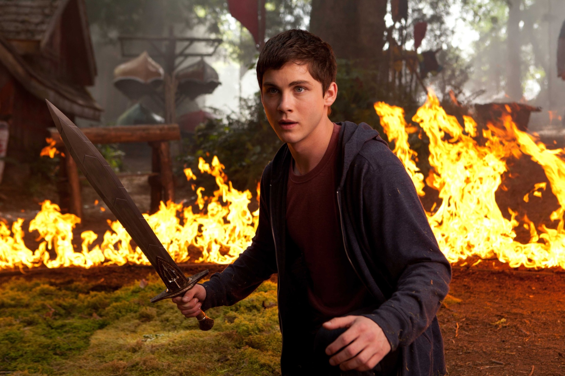 Para salvar o Acampamento Meio Sangue, Percy Jackson (Logan Lerman) precisa recuperar o Velocino de Ouro - Divulgação/FOX