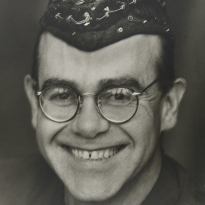 O cantor Elton John - Bob Carlos Clarke/BBC