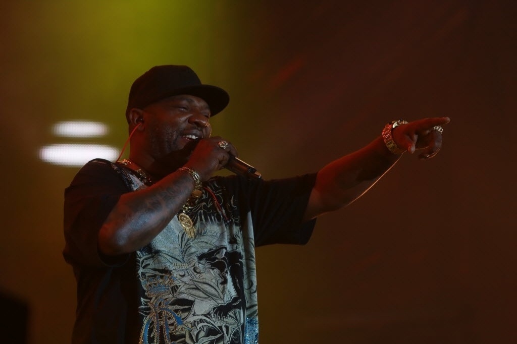 16.jul.2013 - Mr. Catra se apresenta no segundo dia da Festa do Peão em Barretos, interior de São Paulo - Silva Junior/UOL