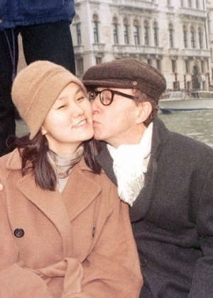 Woody Allen e Soon-Yi Previn, que se casaram em 1997 - Reuters