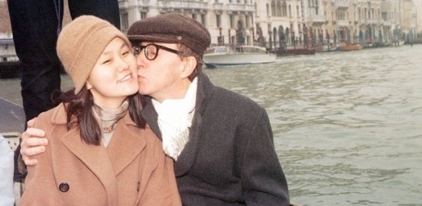 Woody Allen e Soon-Yi, que é sua terceira esposa, se casaram em 1997