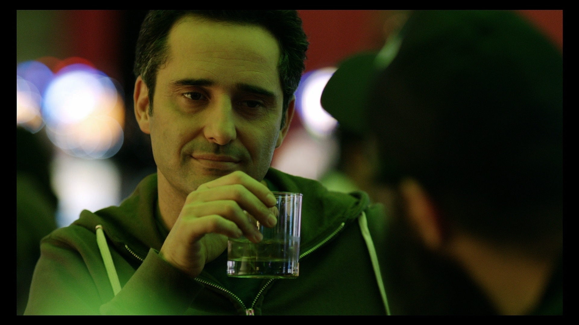 Cena do filme "A Sorte em Suas Mãos", de Daniel Burman. O elenco conta com o músico uruguaio Jorge Drexler - Divulgação / Imovision