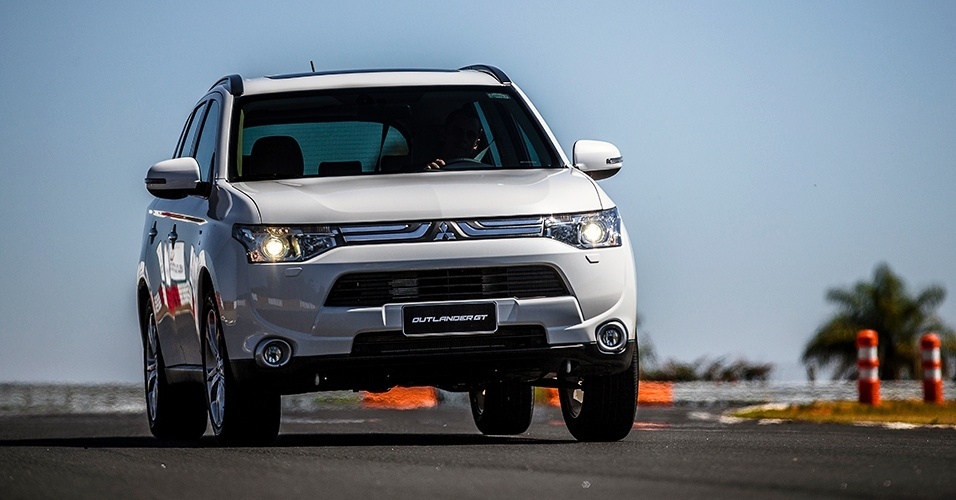Mitsubishi Outlander 2014 - Divulgação