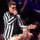 25.ago.2013 - Miley Cyrus e Robin Thicke cantam "We Can't Stop" e "Blurred Lines" juntos no palco do VMA 2013 - Lucas Jackson/Reuters