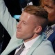 25.ago.2013 - A dupla Macklemore & Ryan Lewis venceu a categoria melhor vídeo com mensagem social do VMA 2013 com "Same Love", que virou um hino a favor do casamento igualitário. No discurso, eles afirmaram que "os direitos gays são os direitos humanos, não há separação" - Eric Thayer/Reuters