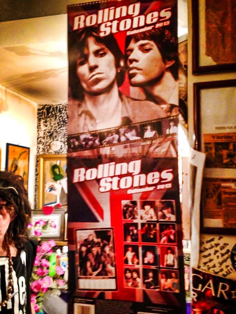 25.ago.2013 - Músico Serguei abre as portas da sua casa/museu em Saquarema (RJ) e mostra homenagens, fotos e reportagens sobre sua vida - Rômulo Melo/Foto Rio News