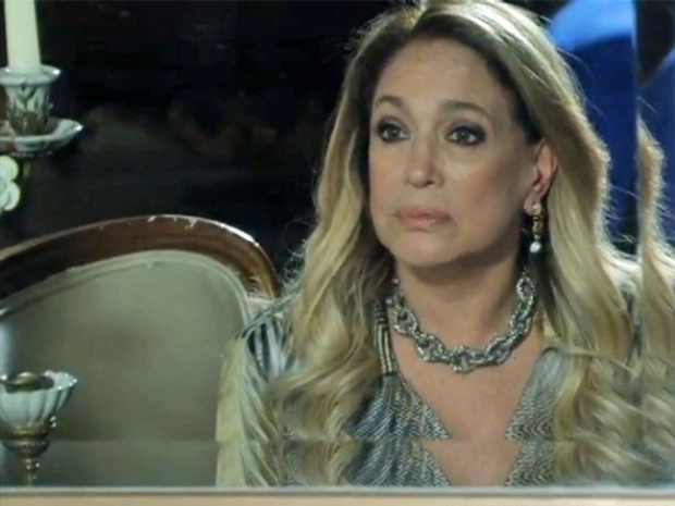 Em "Amor à Vida", Pilar fala em divórcio e Félix pensa reunir provas contra o pai