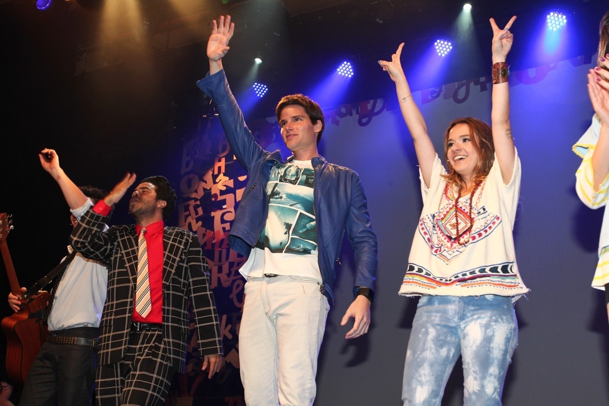 30.ago.2013 - O espetáculo já recebeu participação especial das atrizes e cantoras Sophia Abrahão, Lua Blanco e Manu Gavassi - Foto Rio News